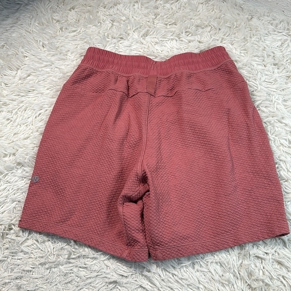 Lululemon At Ease Short 7" Brier Rose - Picture 4 of 6
